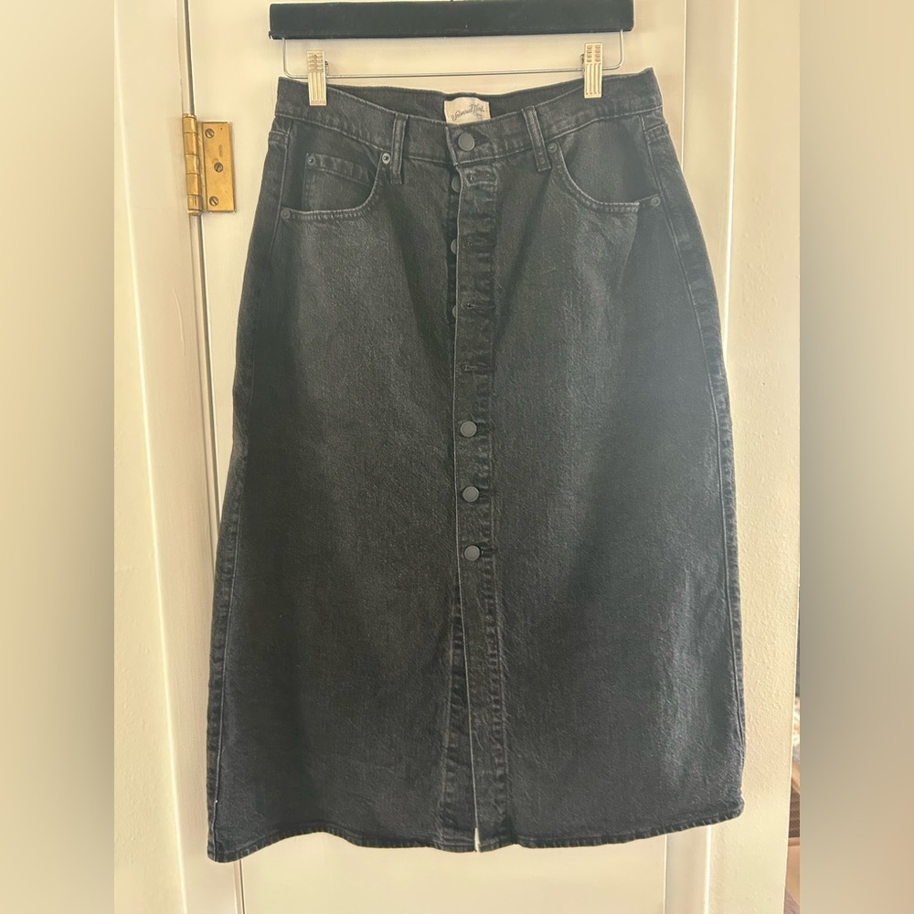 Universal Thread Black Button-Front Denim Midi Skirt